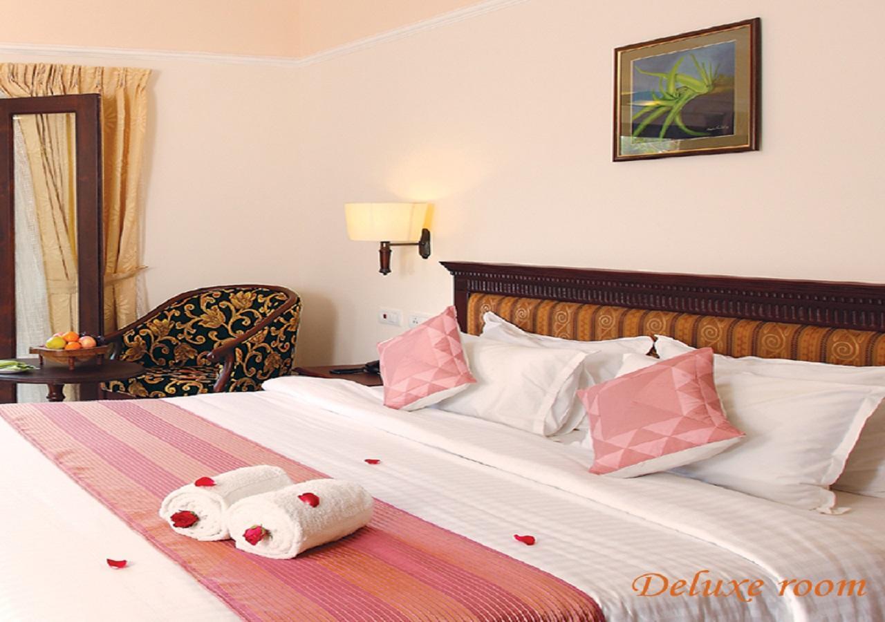 Hotel Grand Thekkady Kumily Exterior foto